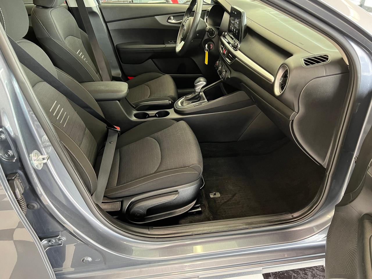 2020 Kia Forte LX+Camera+ApplePlay+Lane Keep Assist+A/C! Photo20