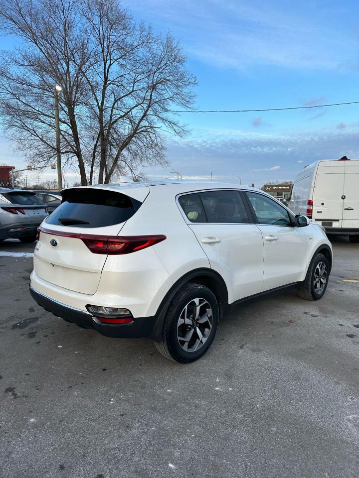 2020 Kia Sportage LX Photo