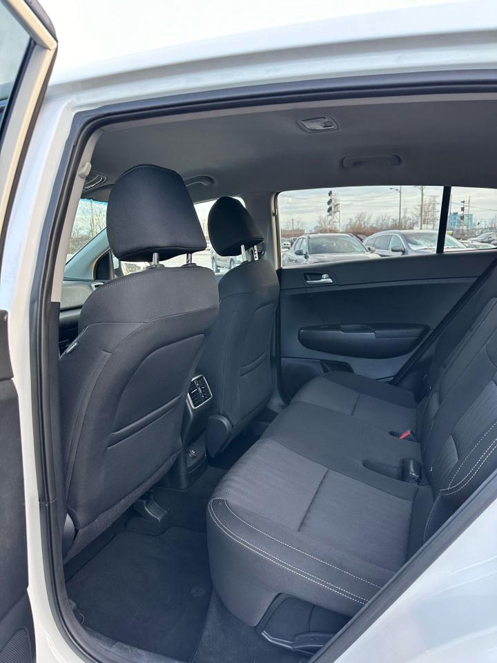 2020 Kia Sportage LX Photo