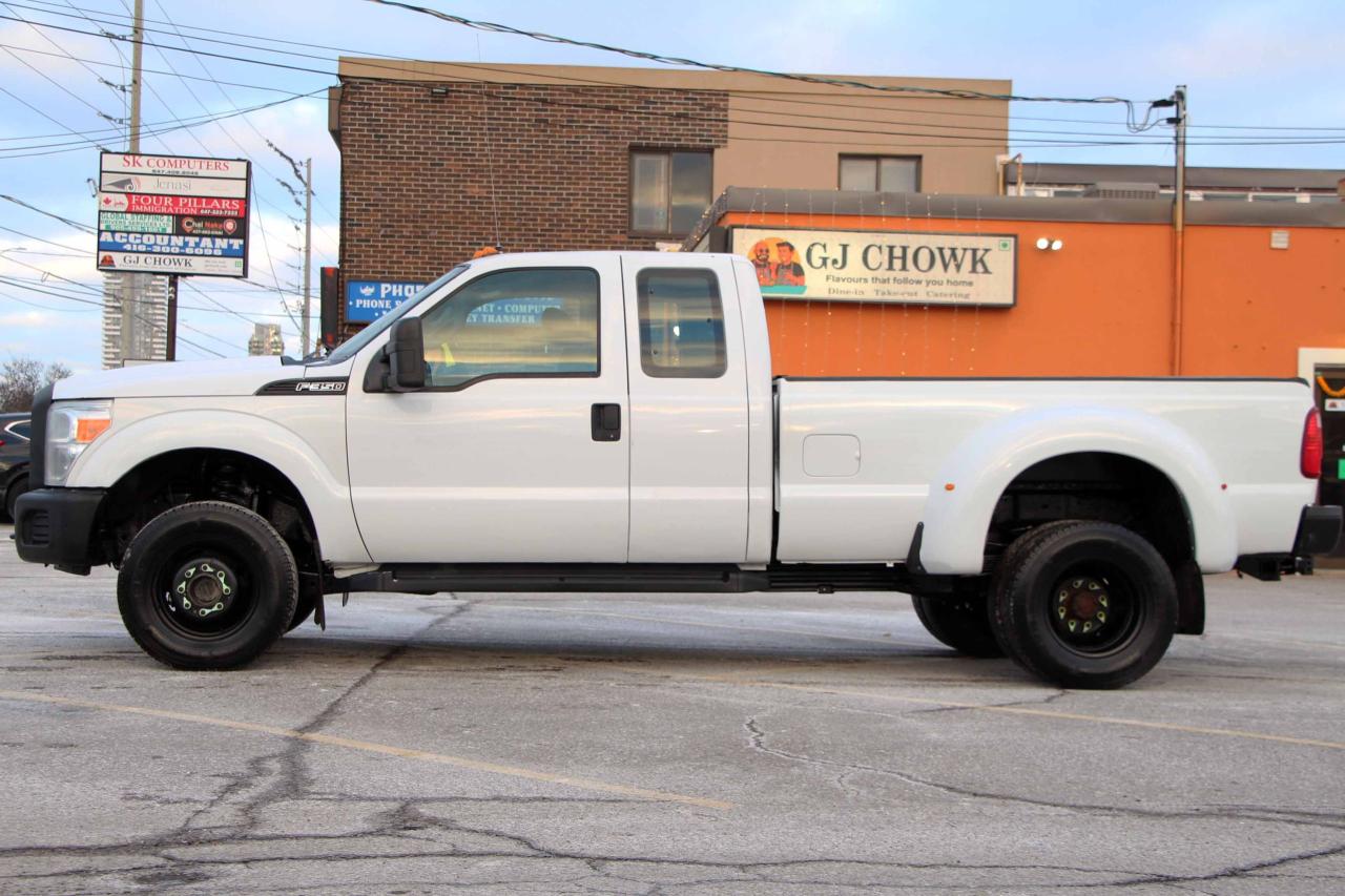 2012 Ford SUPER DUTY F-350 DRW XL Photo3