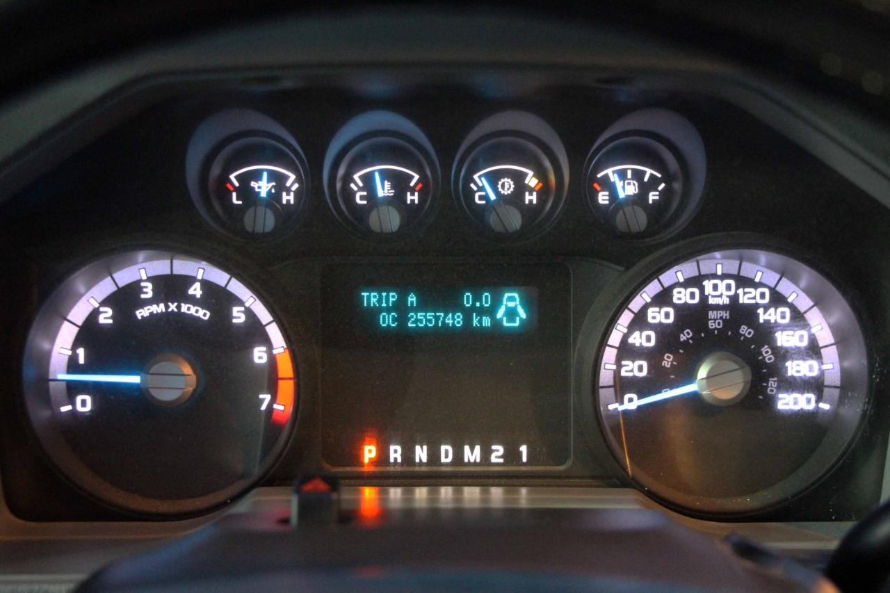 2012 Ford SUPER DUTY F-350 DRW XL - Photo #19