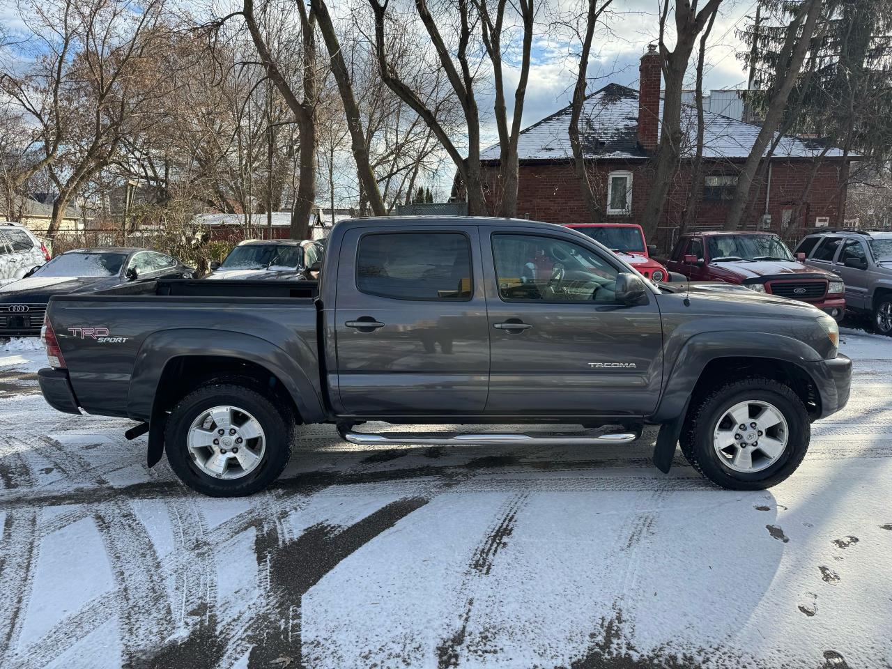2011 Toyota Tacoma TRD SPORT SHORTBOX - 4X4 - Photo #6