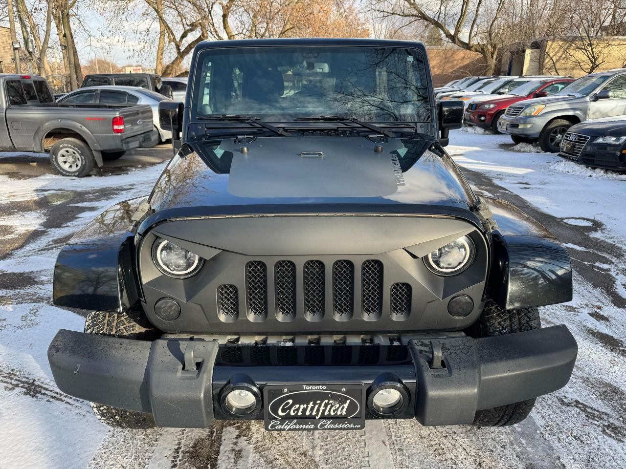 2014 Jeep Wrangler UNLIMITED SAHARA - 4X4 - Photo #8