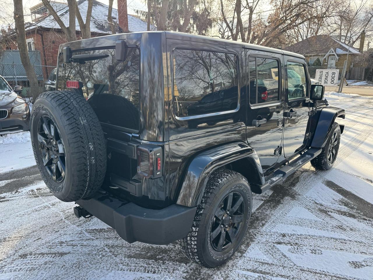 2014 Jeep Wrangler UNLIMITED SAHARA - 4X4 Photo4