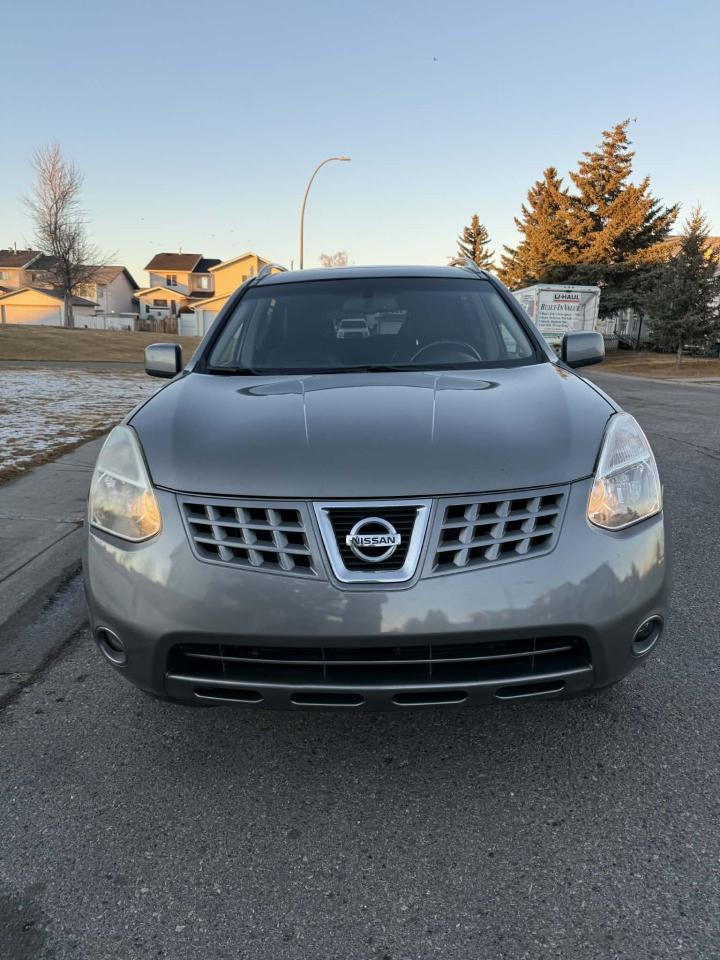 2011 Nissan Rogue SV - Photo #2