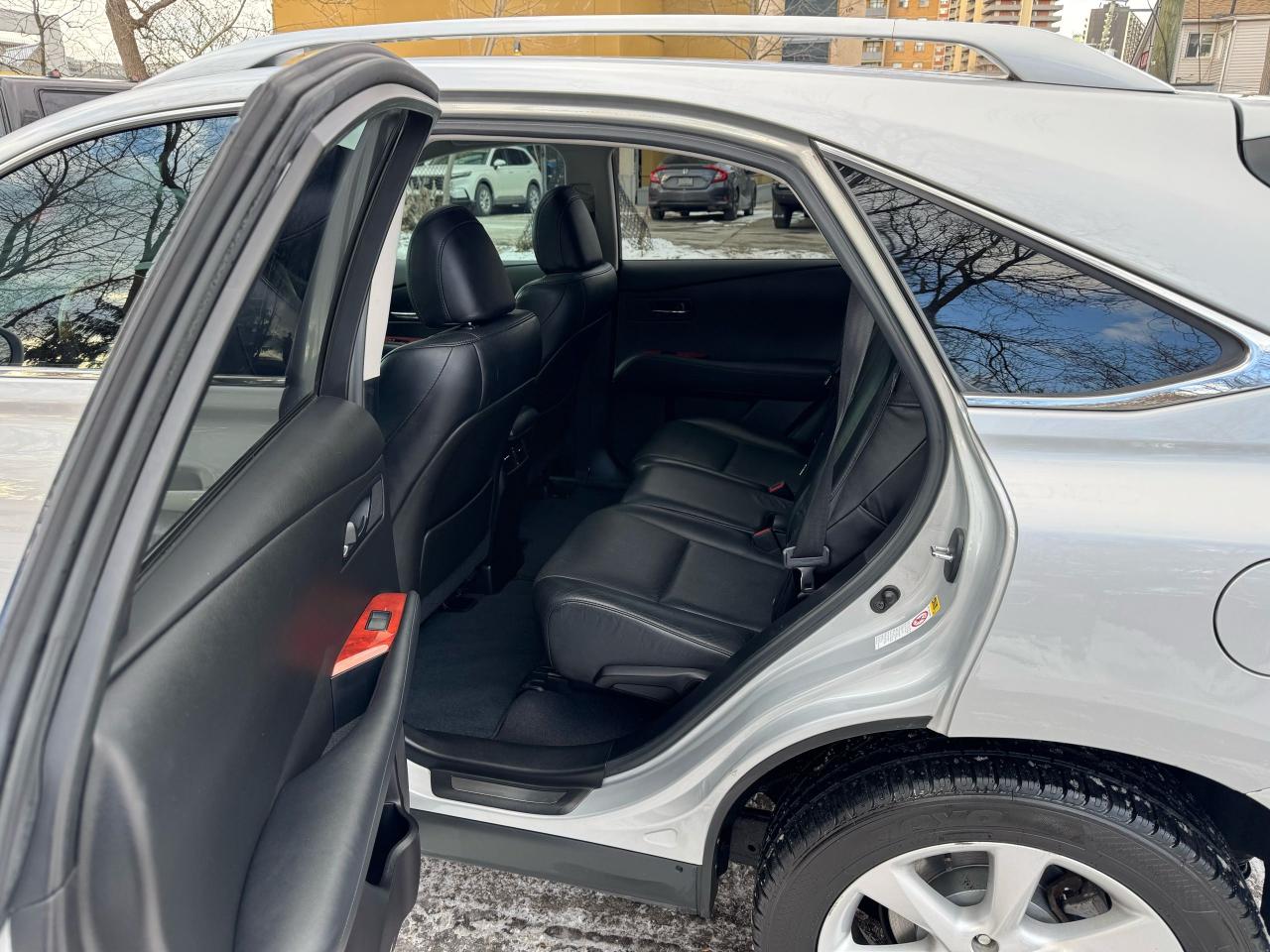 2011 Lexus RX 350 - 4WD - Photo #16