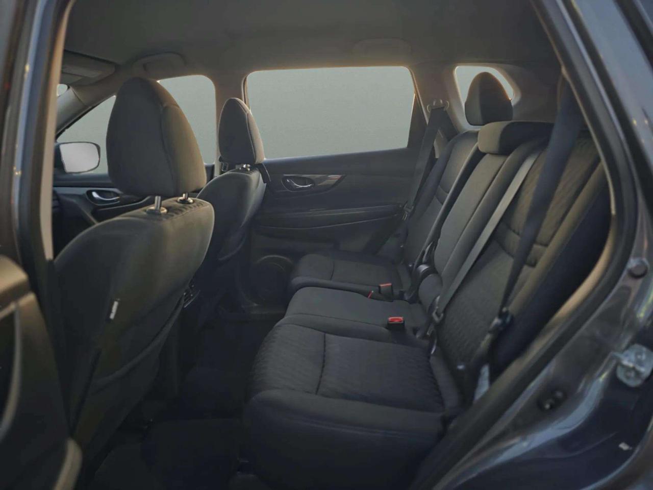 2017 Nissan Rogue AWD 4dr S Photo