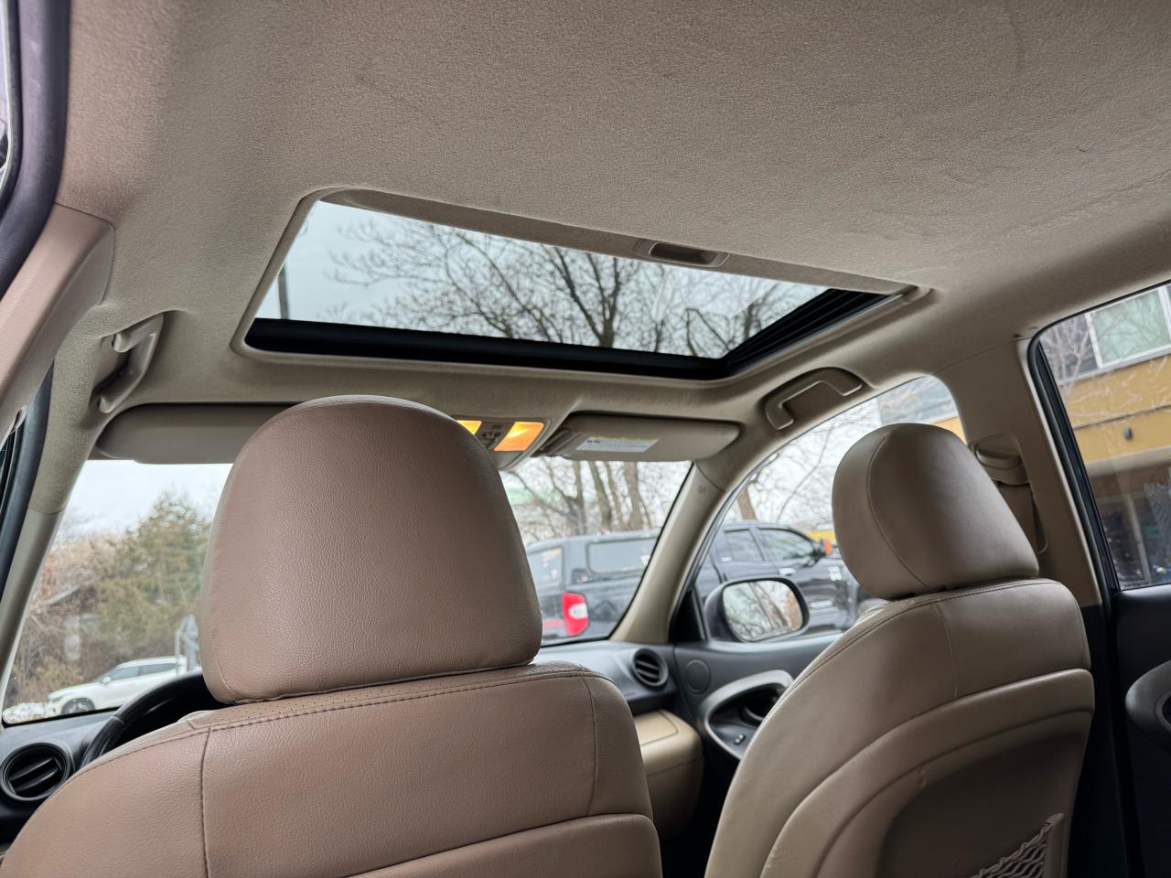 2011 Toyota RAV4 LIMITED V6 - 4WD Photo