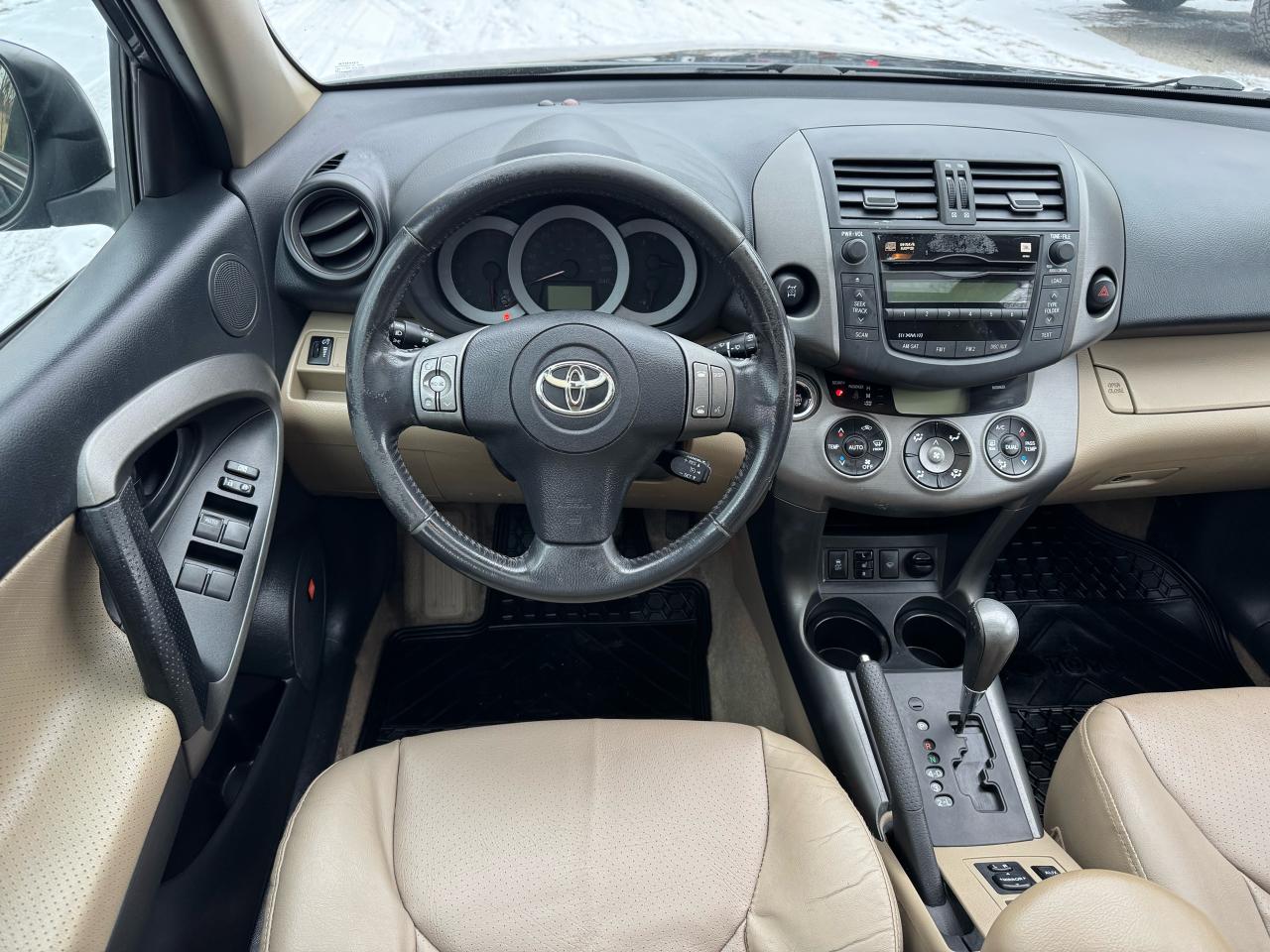 2011 Toyota RAV4 LIMITED V6 - 4WD Photo