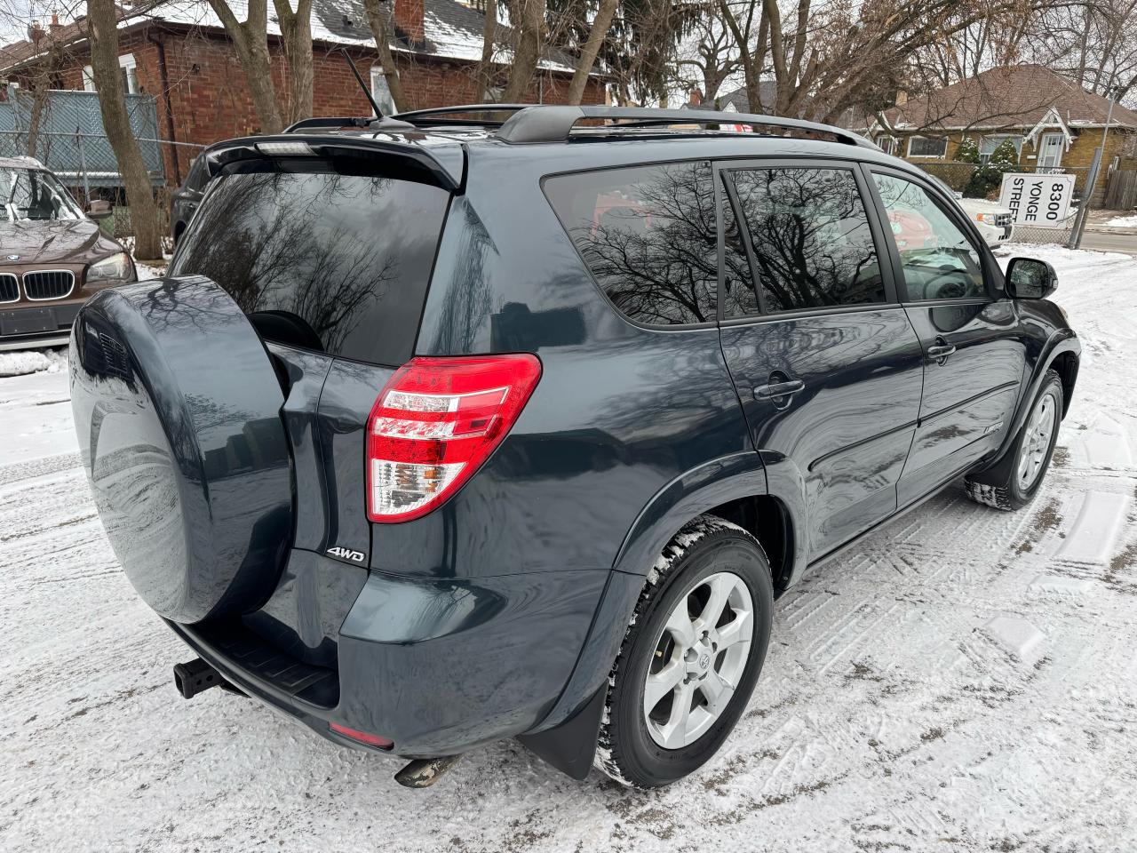 2011 Toyota RAV4 LIMITED V6 - 4WD Photo