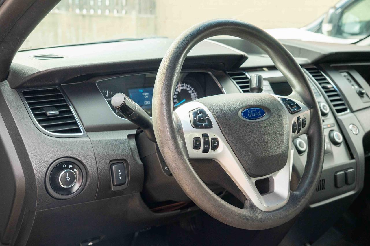 2017 Ford Taurus AWD POLICE INTERCEPTOR SEDAN Photo