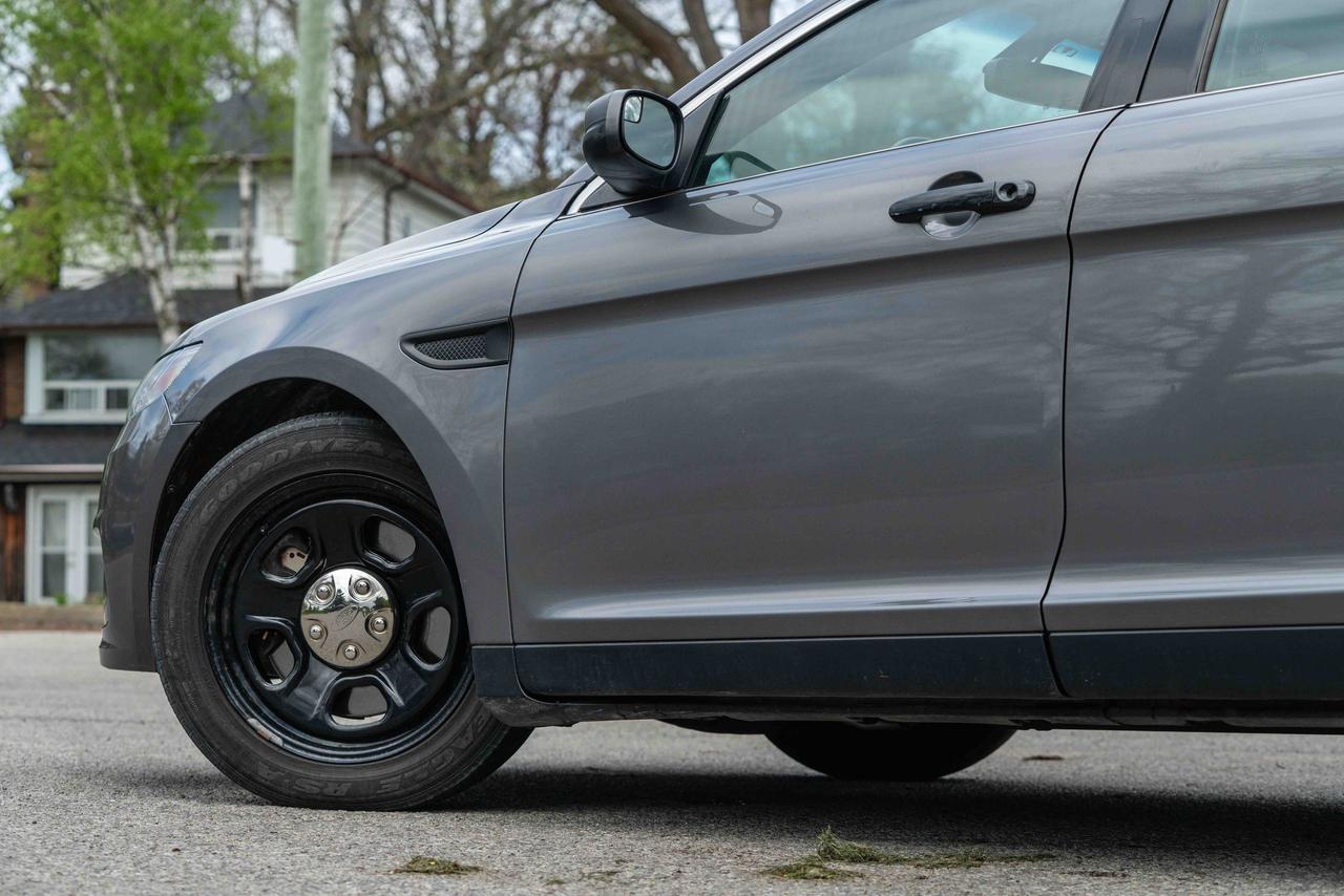 2017 Ford Taurus AWD POLICE INTERCEPTOR SEDAN Photo