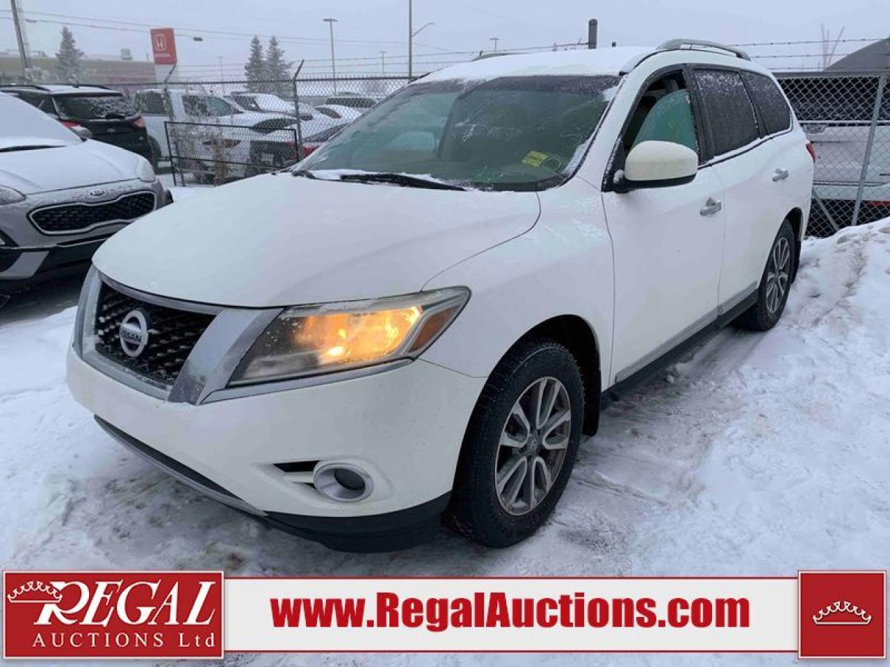 Used 2014 Nissan Pathfinder SL for sale in Calgary, AB