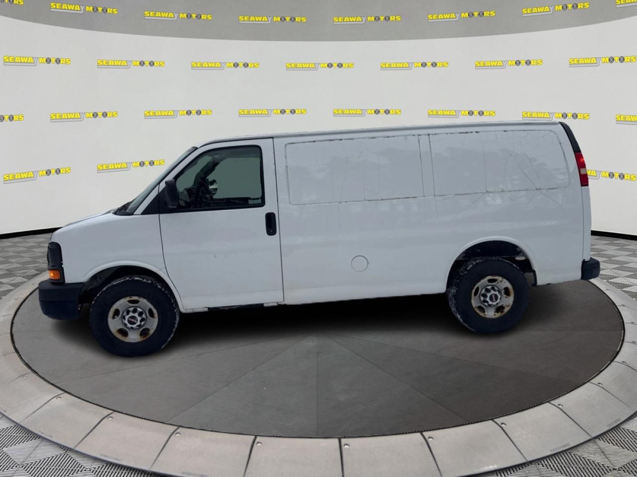 2014 GMC Savana G2500 - Photo #6