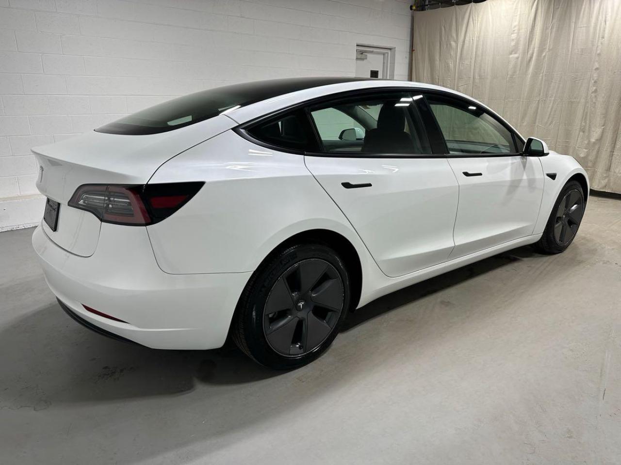 2023 Tesla Model 3 STANDARD RANGE PLUS-AUTOPILOT-LFP BATTERY Photo