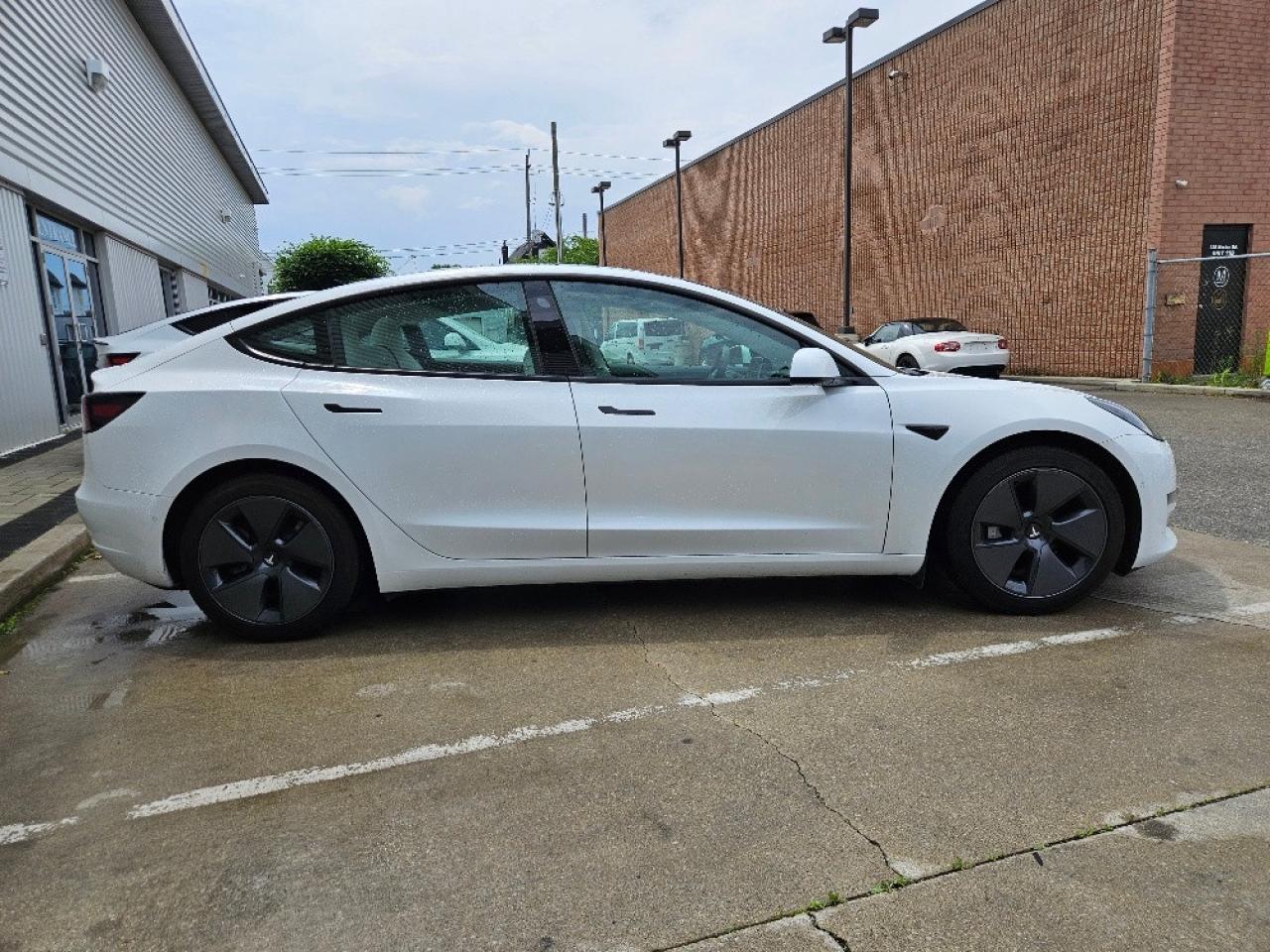 2021 Tesla Model 3 WHITE INTERIOR-AUTO PILOT-FSD 3 COMPUTER Photo