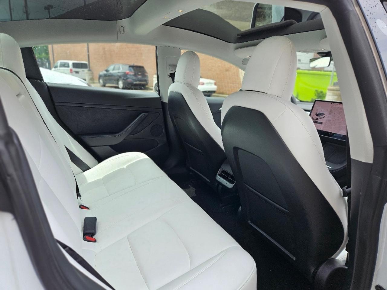 2021 Tesla Model 3 WHITE INTERIOR-AUTO PILOT-FSD 3 COMPUTER Photo