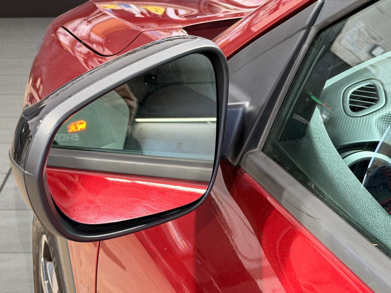 2024 Chevrolet Trax 1RS+Previous Lease LikeNew! ONE OWNER+CLEAN CARFAX Photo3