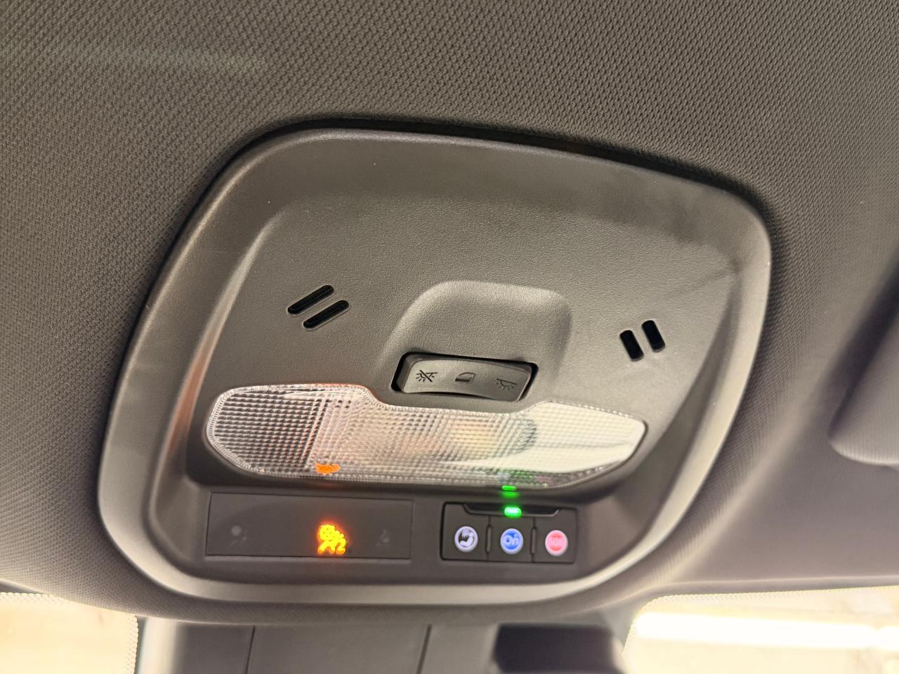 2024 Chevrolet Trax 1RS+Previous Lease LikeNew! ONE OWNER+CLEAN CARFAX Photo106