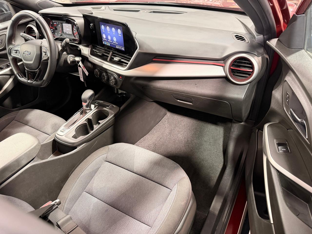 2024 Chevrolet Trax 1RS+Previous Lease LikeNew! ONE OWNER+CLEAN CARFAX Photo79