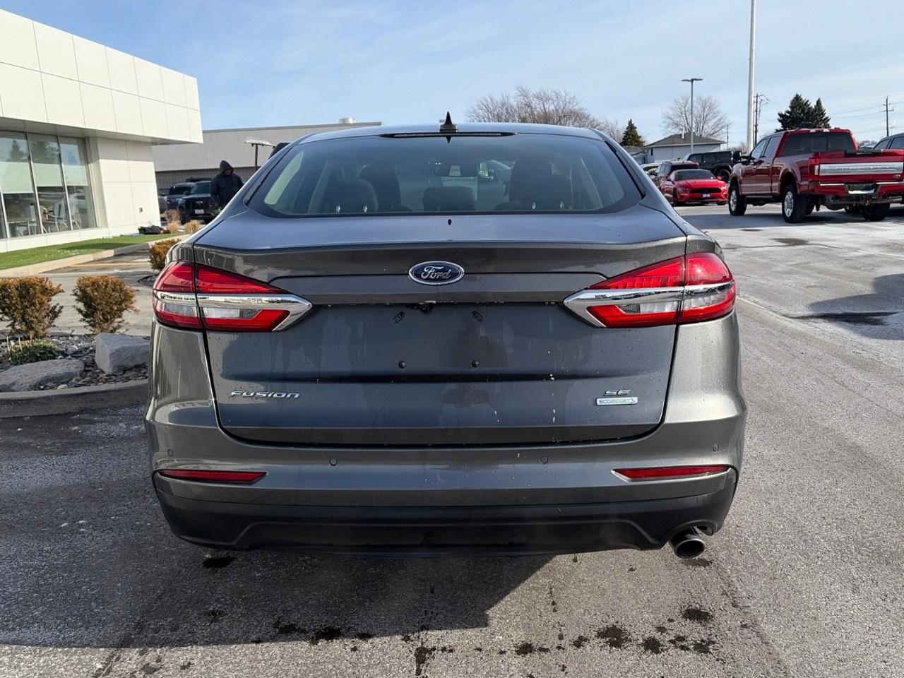 2020 Ford Fusion SE FWD Photo
