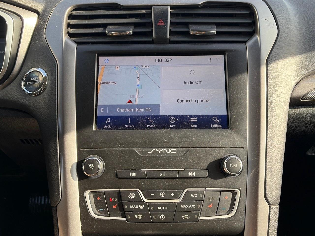 2020 Ford Fusion SE FWD Photo