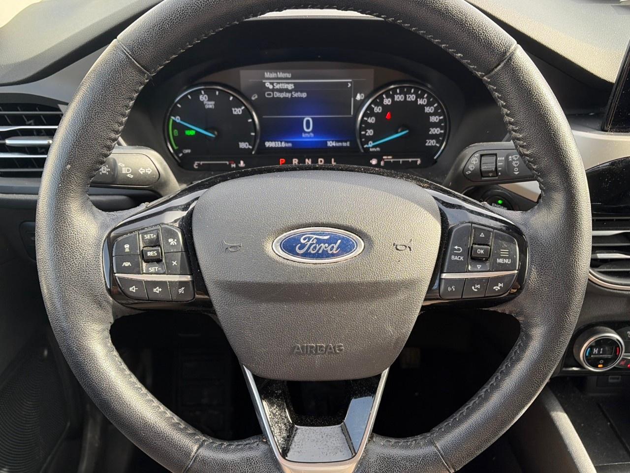 2021 Ford Escape SEL Hybrid AWD Photo