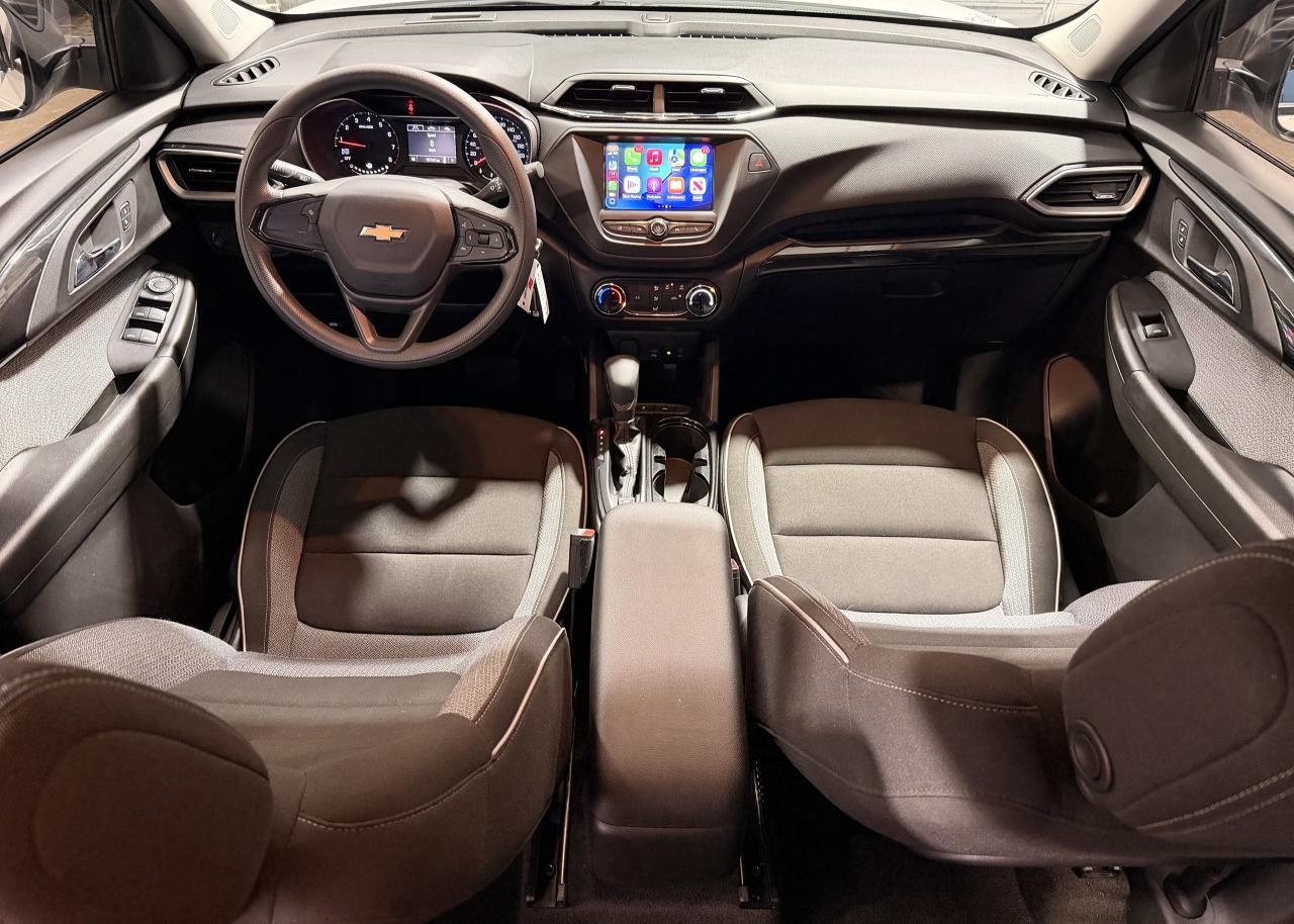 2023 Chevrolet TrailBlazer LS+Previous Lease+LIKE New+ONE OWNER+CLEAN CARFAX Photo2