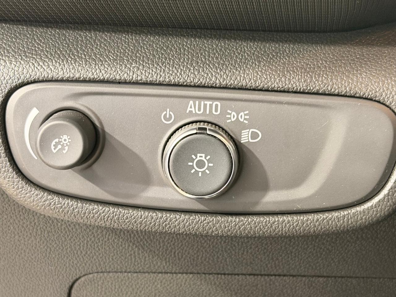 2023 Chevrolet TrailBlazer LS+Previous Lease+LIKE New+ONE OWNER+CLEAN CARFAX Photo114