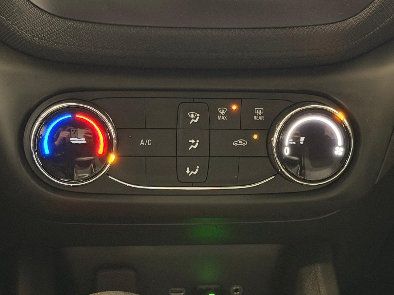 2023 Chevrolet TrailBlazer LS+Previous Lease+LIKE New+ONE OWNER+CLEAN CARFAX Photo37