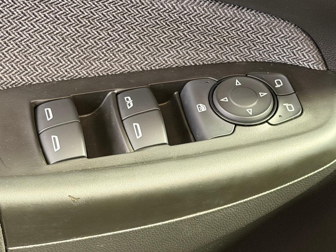 2023 Chevrolet TrailBlazer LS+Previous Lease+LIKE New+ONE OWNER+CLEAN CARFAX Photo116