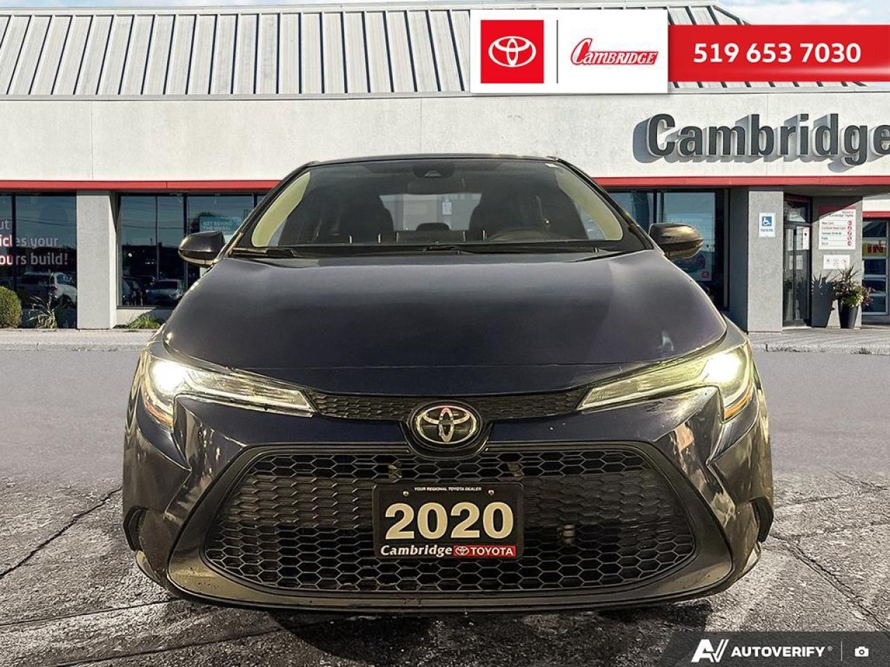 2020 Toyota Corolla LE Photo