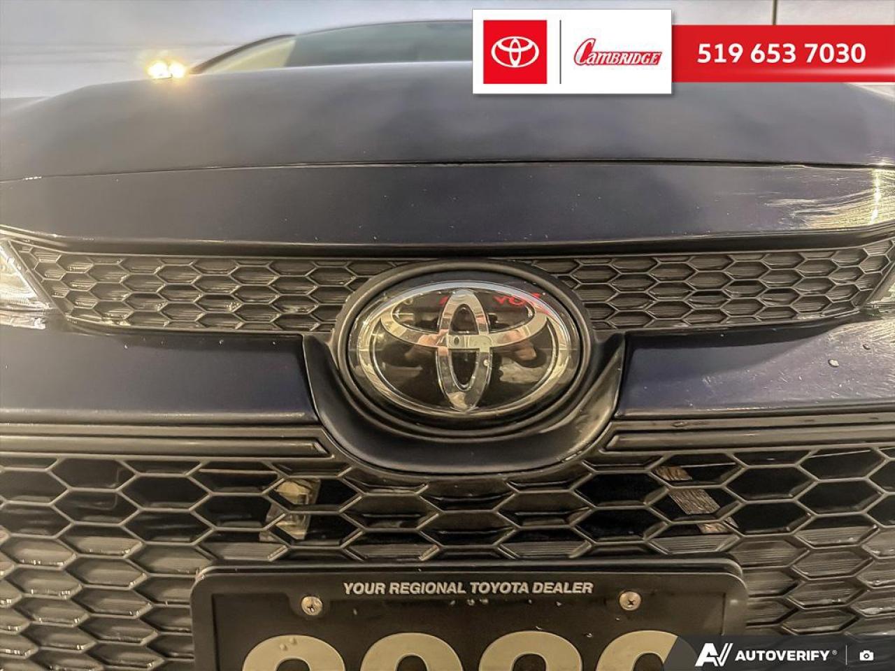 2020 Toyota Corolla LE Photo