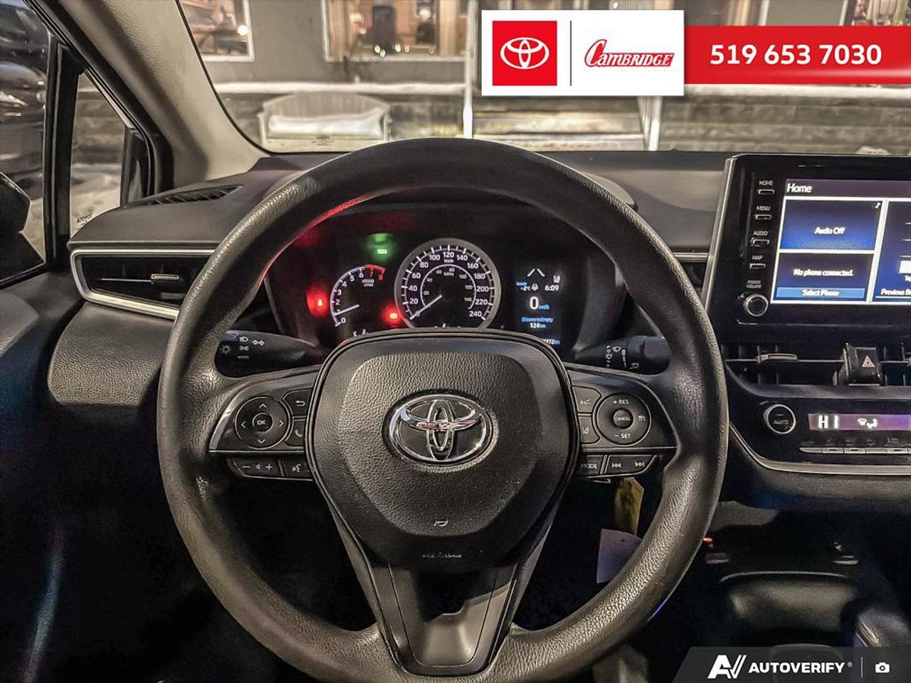2020 Toyota Corolla LE Photo