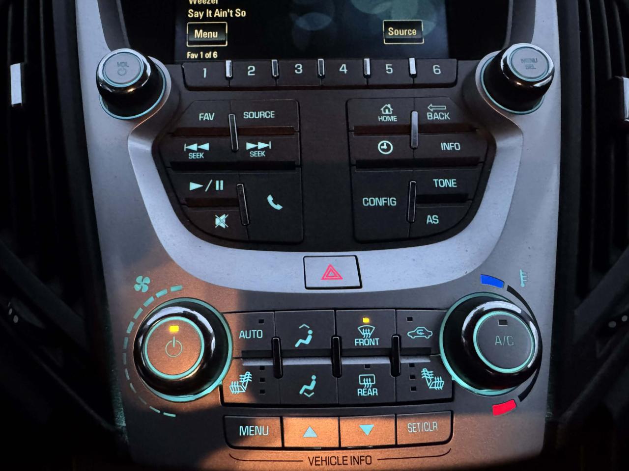 2017 Chevrolet Equinox AWD 4dr LT w/1LT - Photo #19