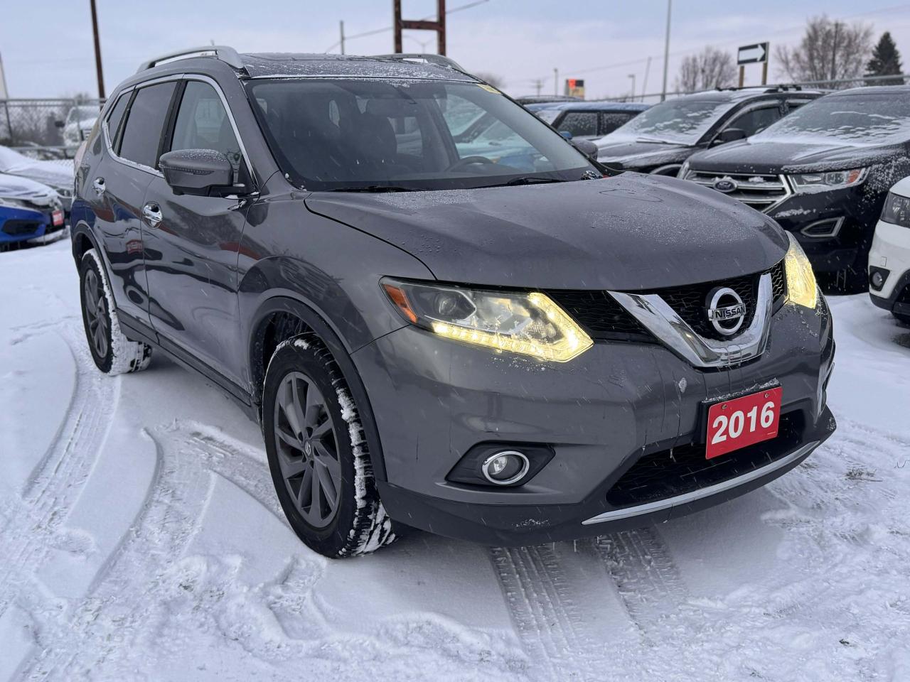 Used 2016 Nissan Rogue SL AWD for sale in Newcastle, ON