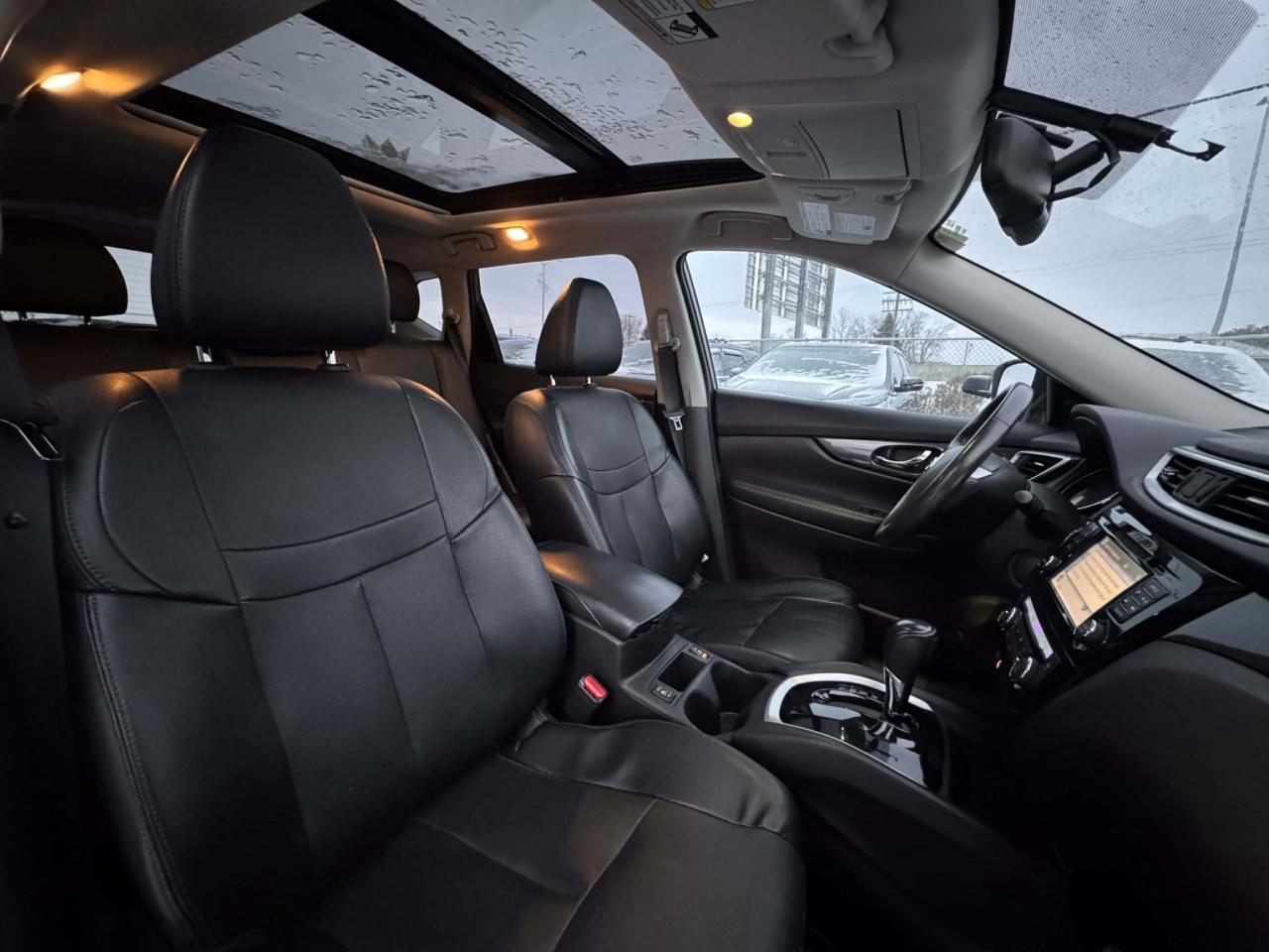 2016 Nissan Rogue SL AWD - Photo #9