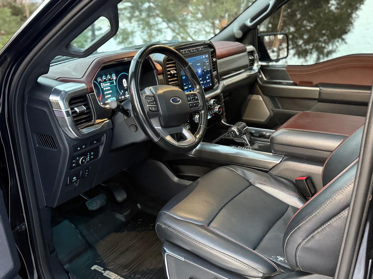2022 Ford F-150 Lariat - Photo #11