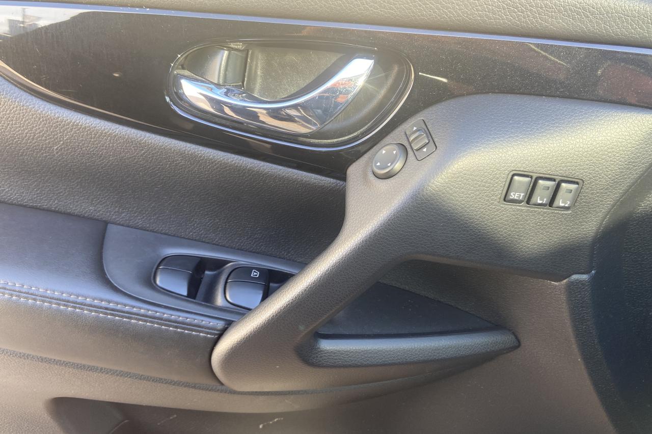 2023 Nissan Qashqai SL Photo