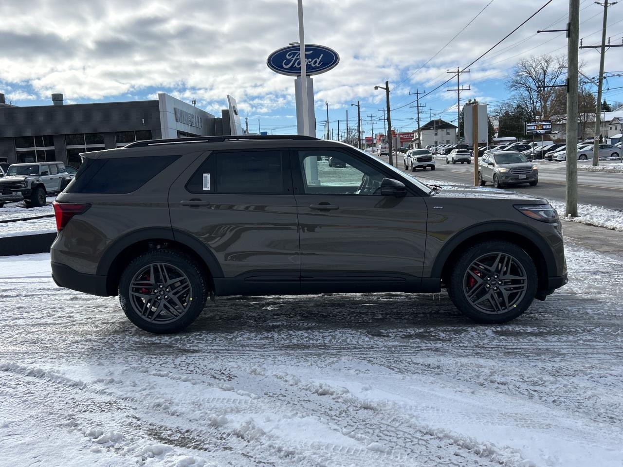 2026 Ford Explorer ST-LINE 4WD 300A Photo3