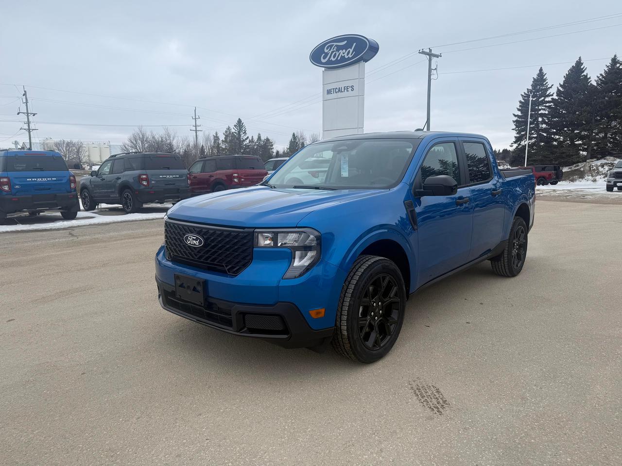 2026 Ford Maverick XLT AWD SuperCrew Photo3
