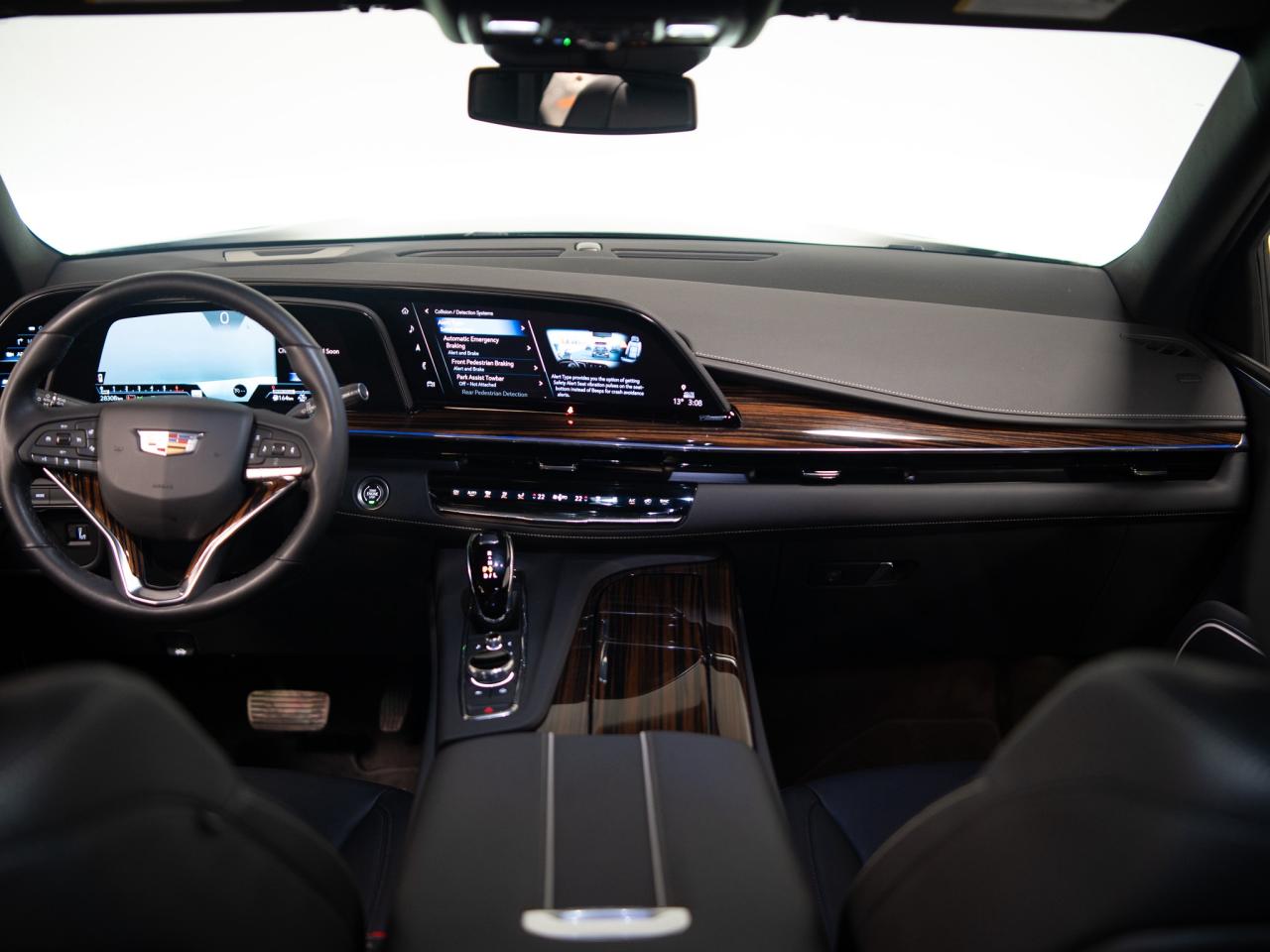 2024 Cadillac Escalade LUXURY | 7 PASS | AKG AUDIO | 22 IN Photo