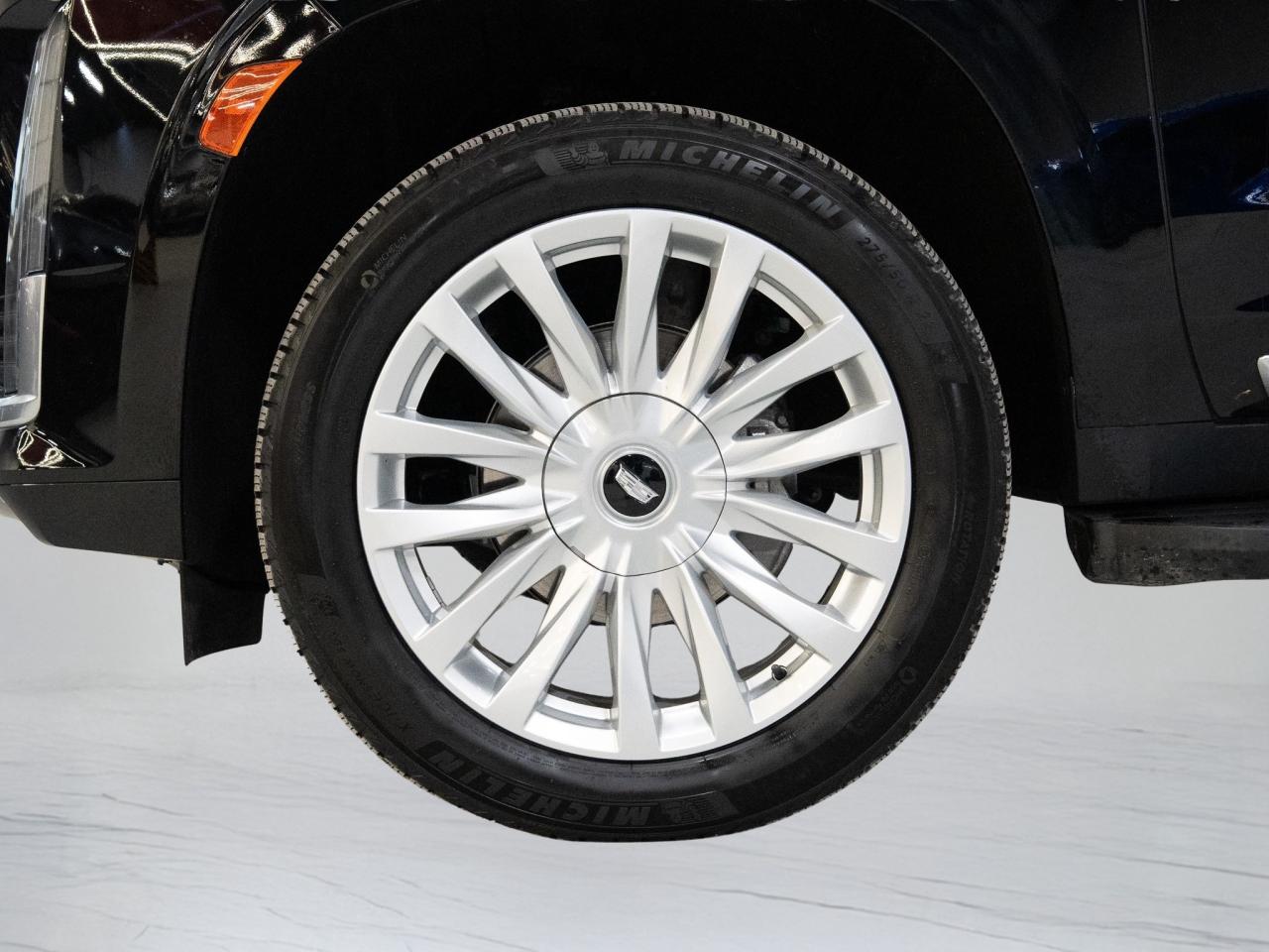 2024 Cadillac Escalade LUXURY | 7 PASS | AKG AUDIO | 22 IN Photo