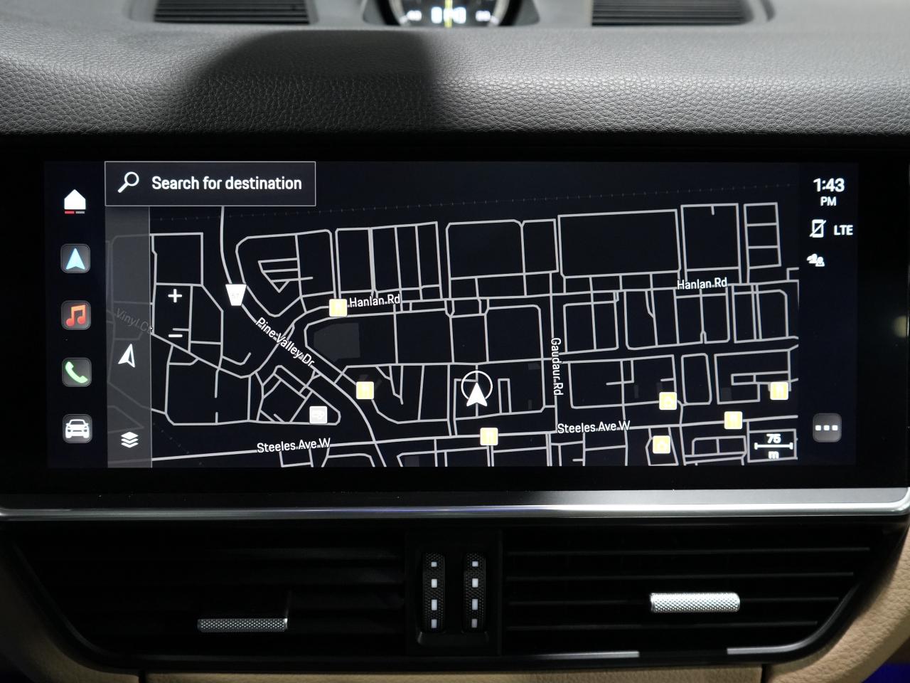 2022 Porsche Cayenne E-Hybrid /PANO/BOSE/21 IN RIM/DRIVE ASRIST/1OWNER Photo