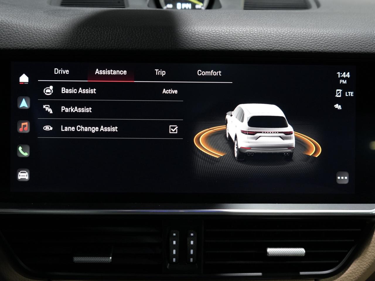 2022 Porsche Cayenne E-Hybrid /PANO/BOSE/21 IN RIM/DRIVE ASSIST/1OWNER Photo