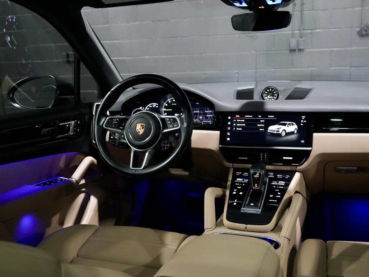2022 Porsche Cayenne E-Hybrid /PANO/BOSE/21 IN RIM/DRIVE ASSIST/1OWNER Photo