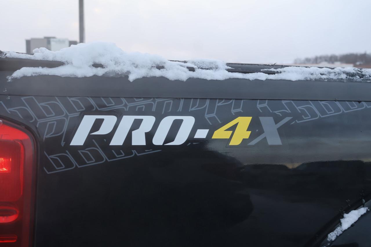 2018 Nissan Frontier | Heated Mirrors | Photo