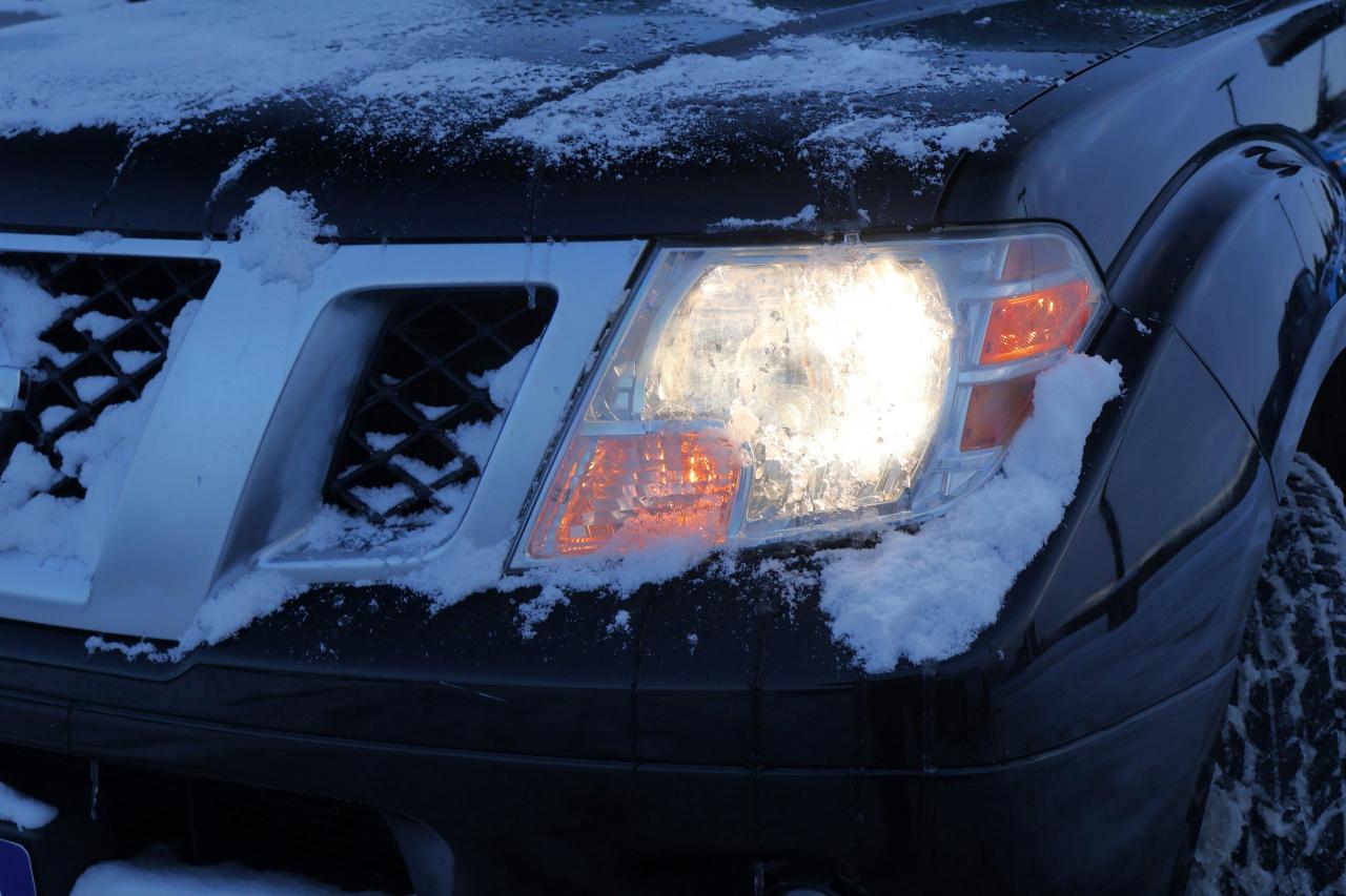 2018 Nissan Frontier | Heated Mirrors | Photo