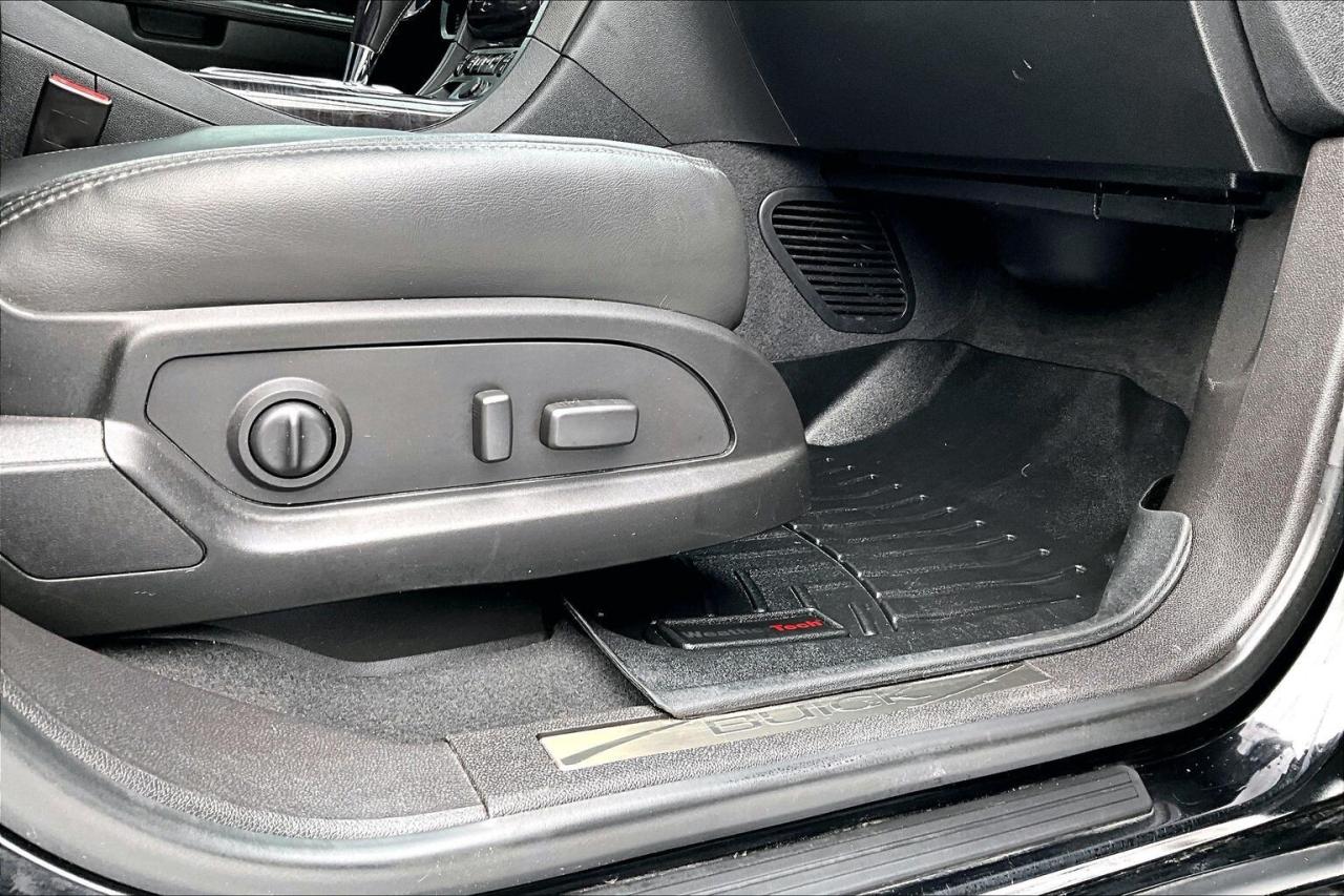 2017 Buick Enclave Premium | 7Seat | AS IS | AWD Photo