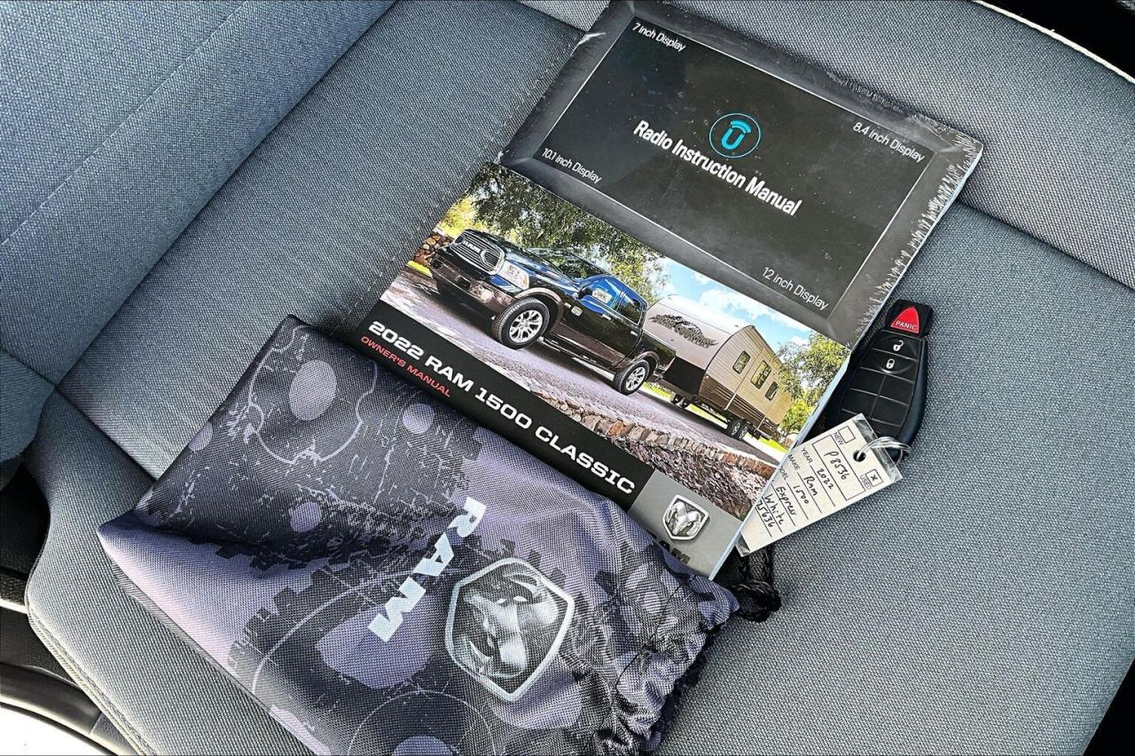 2022 RAM 1500 Classic Night Edition Crew | Max Tow Pkg | Bed Liner | 4X4 Photo